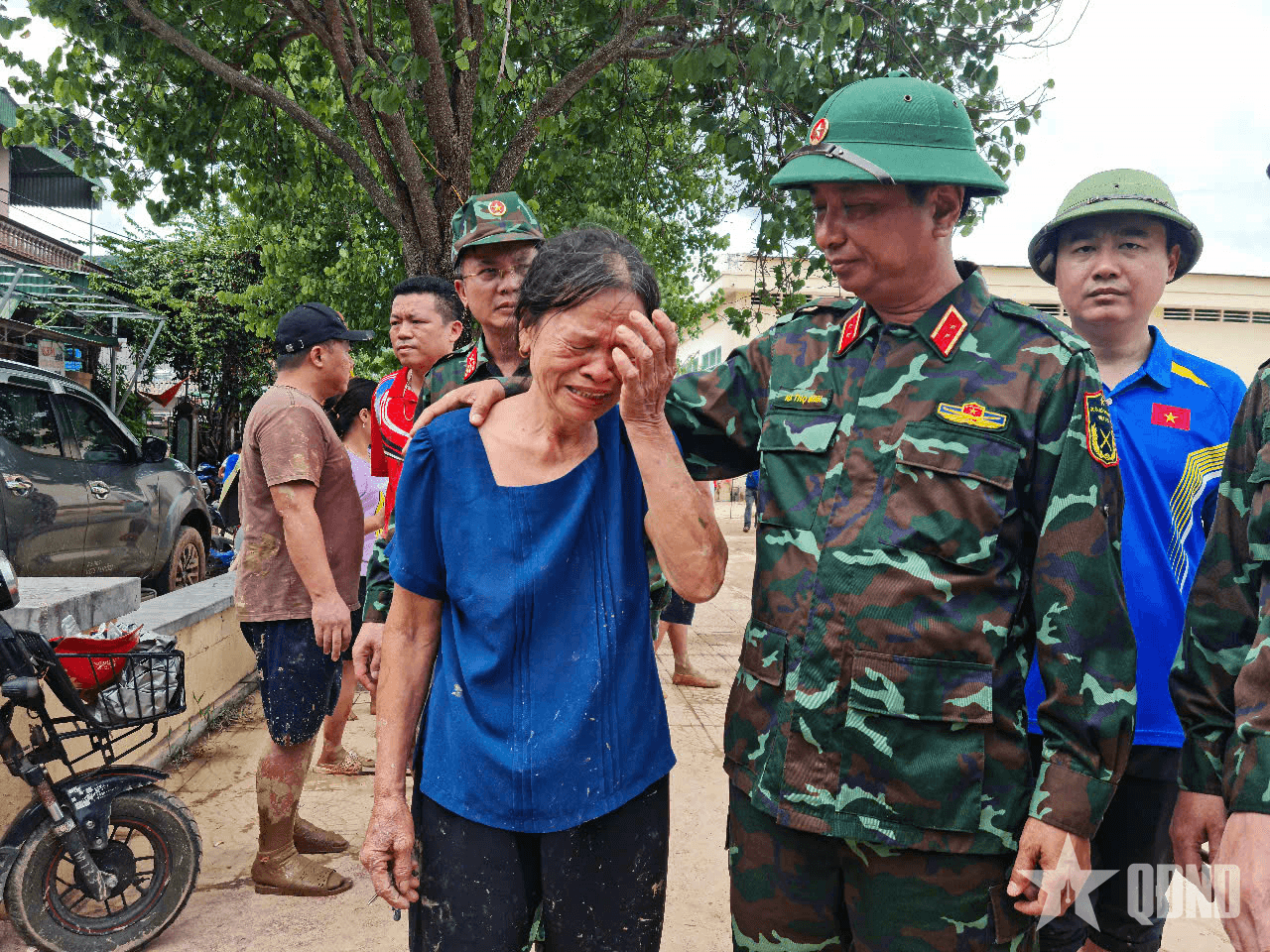 Lực lượng vũ trang Quân khu 4: Còn dân là còn mình