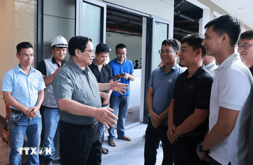 Thủ tướng Phạm Minh Chính khảo sát các dự án hạ tầng tại thành phố Huế
