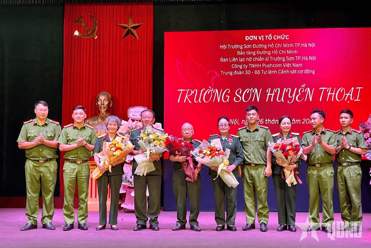 Giao lưu nghệ thuật “Trường Sơn huyền thoại"
