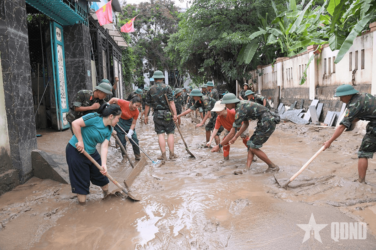 Ấm tình quân dân ở Con Cuông