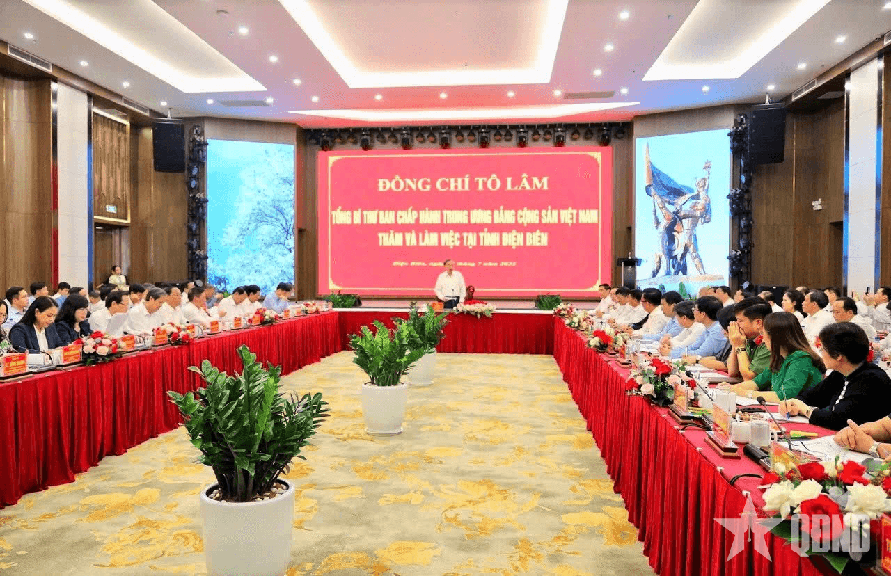 Tổng Bí thư Tô Lâm: Điện Biên cần phát huy "tinh thần Điện Biên Phủ"