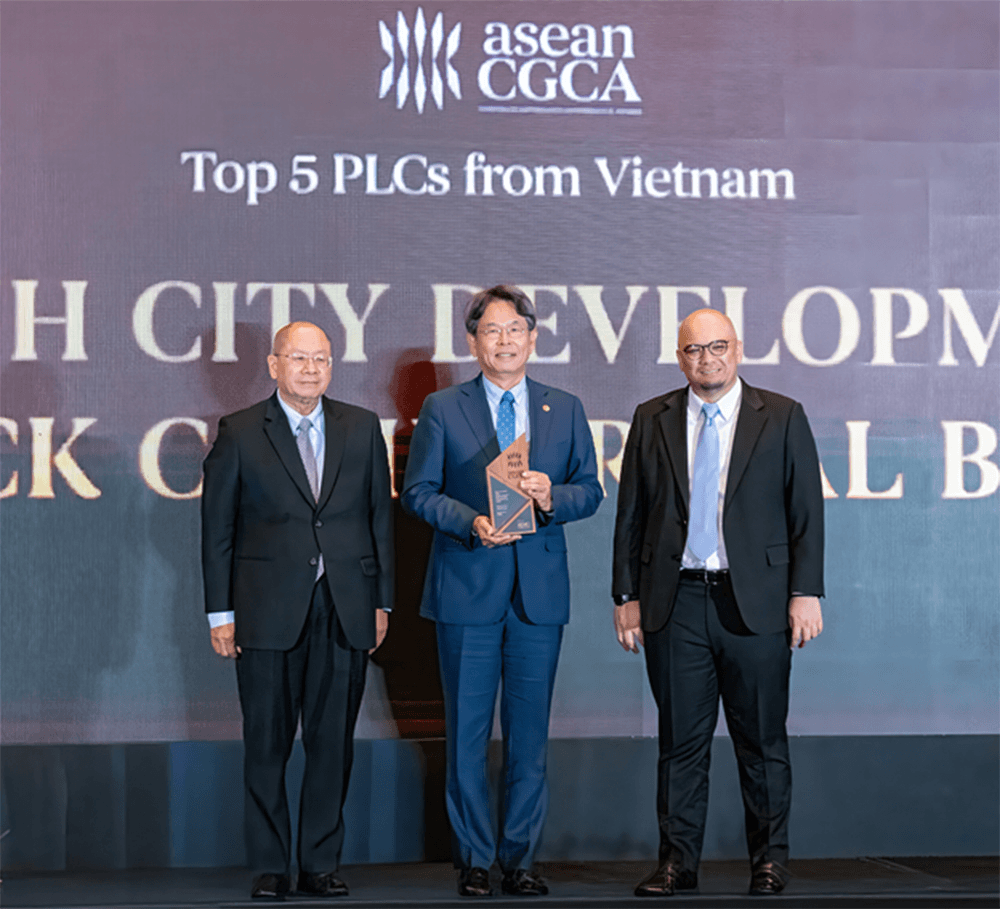 HDBank - Ngân hàng Việt được vinh danh Top 5 Quản trị chuẩn mực ASEAN 2025