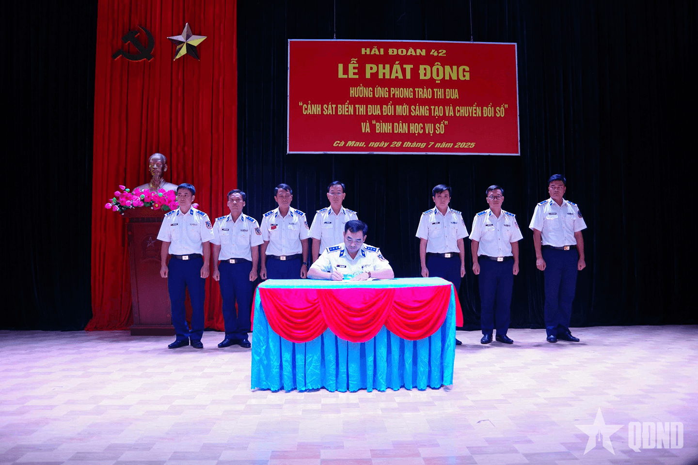 Đổi mới - Sáng tạo - Chuyển đổi số: Khí thế thi đua ở Hải đoàn 42