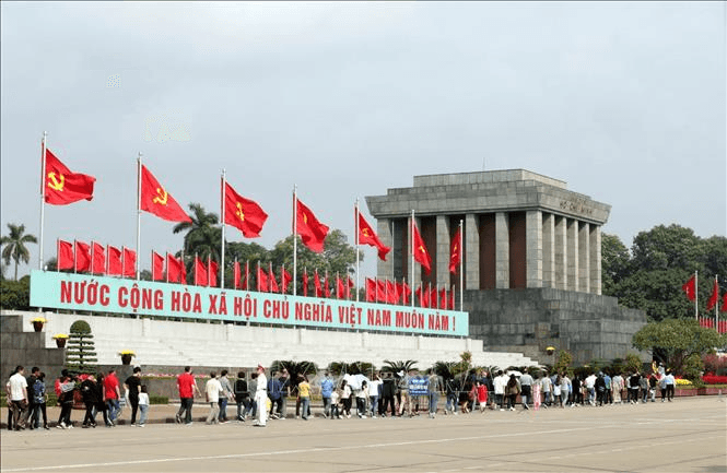 Lăng Chủ tịch Hồ Chí Minh mở cửa trở lại từ ngày 2-8-2025