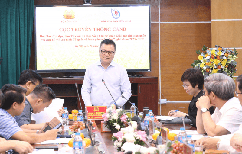 Họp chung khảo Giải báo chí toàn quốc chủ đề “Vì an ninh Tổ quốc và bình yên cuộc sống” giai đoạn 2023-2025