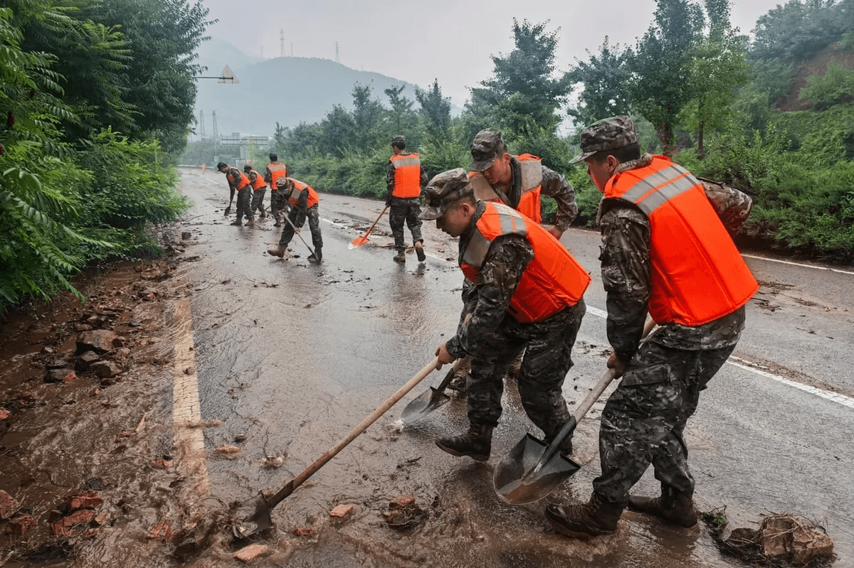 Trung Quốc: Mưa bão khiến 30 người thiệt mạng ở Bắc Kinh