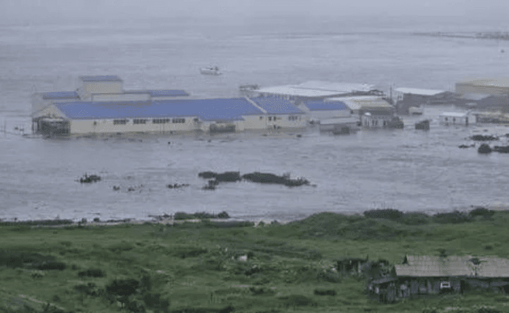 Sóng thần gây ngập lụt ở vùng Viễn Đông sau trận động đất tại Kamchatka (Nga)