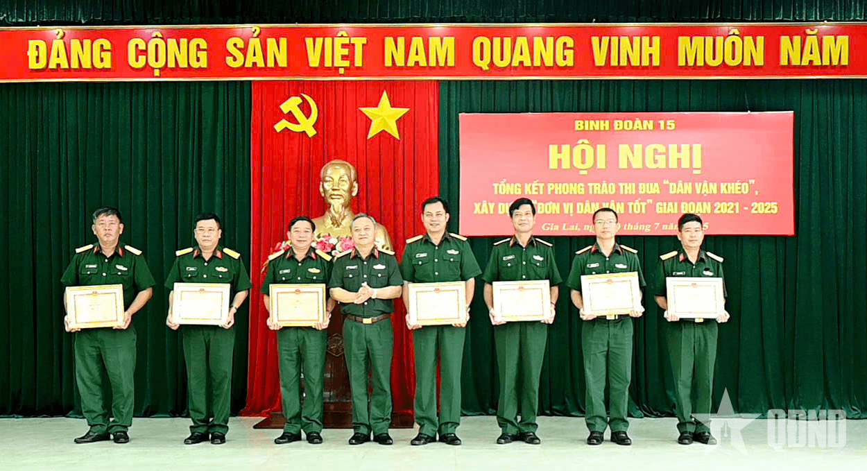 Binh đoàn 15: Hỗ trợ xây mới và sửa chữa 751 căn nhà tặng người lao động và nhân dân