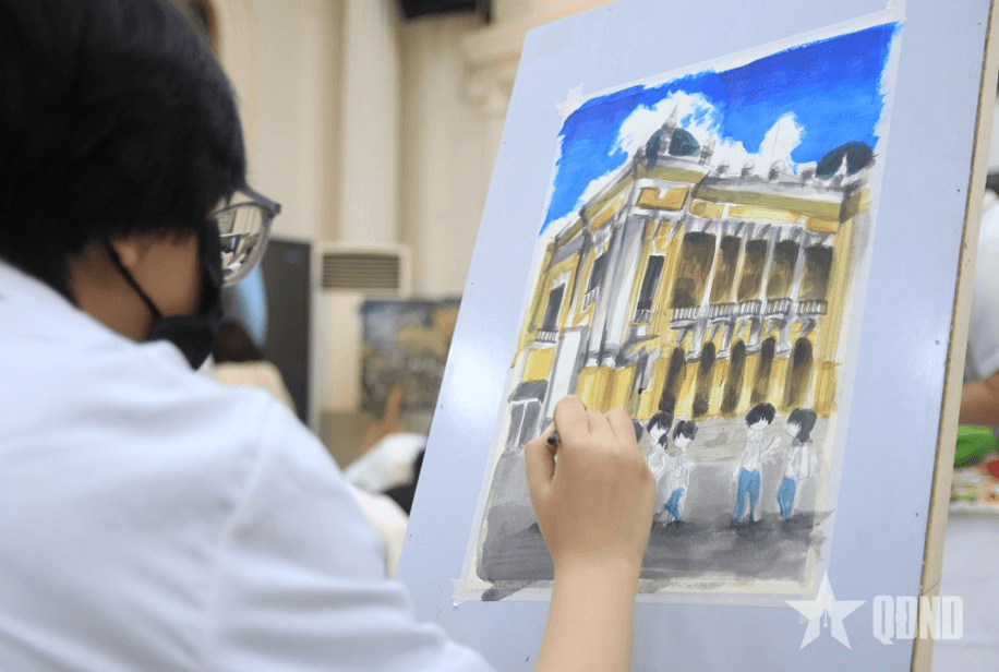 Học sinh Thủ đô “kể chuyện” văn hóa di sản qua nét vẽ