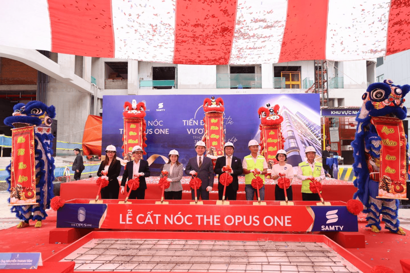 Vinhomes và Samty tổ chức lễ cất nóc 4 tòa tháp The Opus One, dự kiến bàn giao từ Quý I-2026