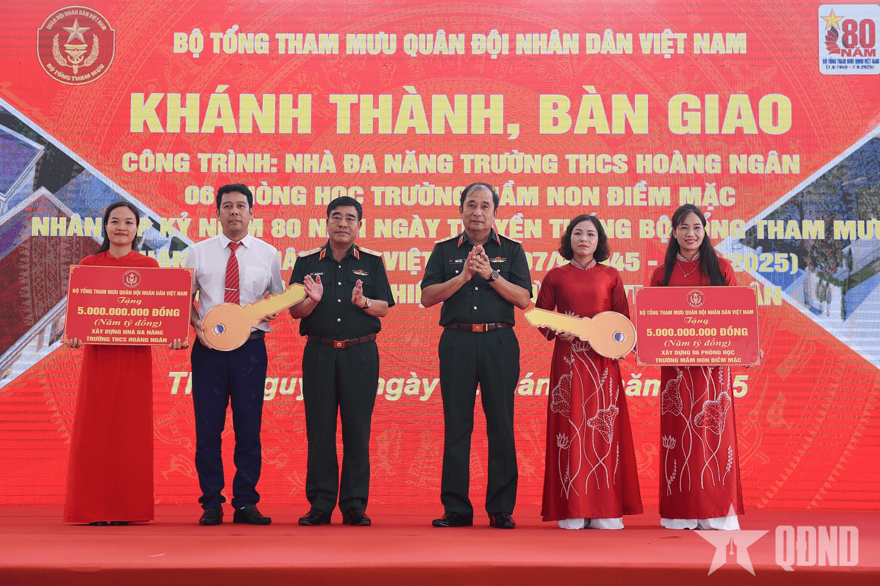 Thượng tướng Phùng Sĩ Tấn dự lễ khánh thành, bàn giao công trình trường học tại ATK Định Hóa, Thái Nguyên
