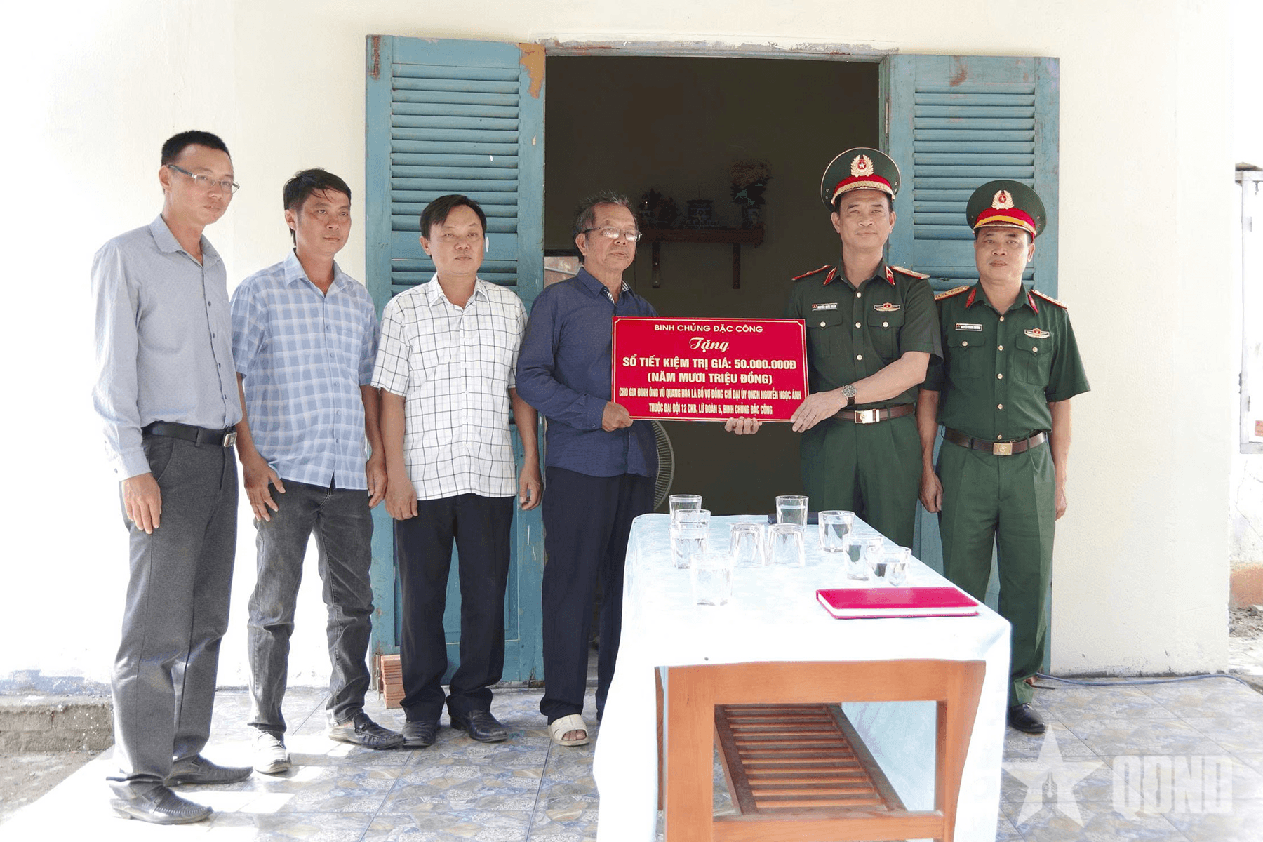 Binh chủng Đặc công hỗ trợ gia đình quân nhân có hoàn cảnh đặc biệt khó khăn