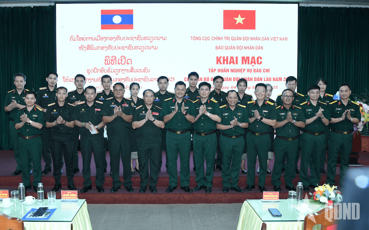 Khai mạc lớp tập huấn nghiệp vụ báo chí cho Báo Quân đội nhân dân Lào