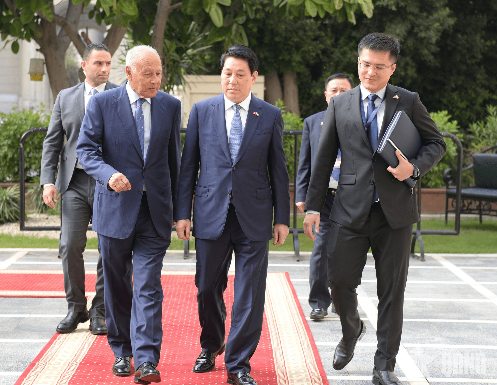 Chủ tịch nước Lương Cường thăm và phát biểu chính sách tại Liên đoàn Arab
