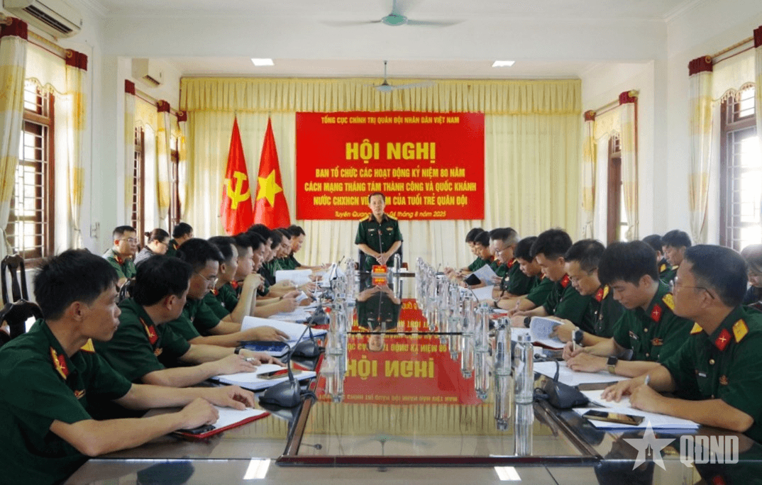 Phối hợp tổ chức chương trình “Hành quân về nguồn” của tuổi trẻ Quân đội