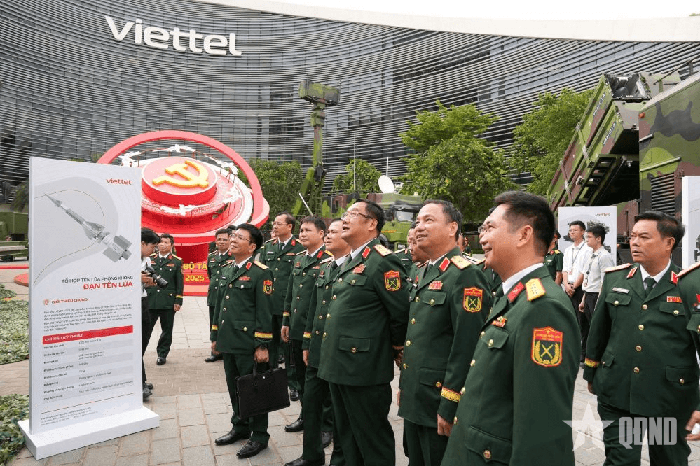 Viettel đặt mục tiêu tăng trưởng 2 con số, đưa Việt Nam trở thành quốc gia xuất khẩu công nghệ cao