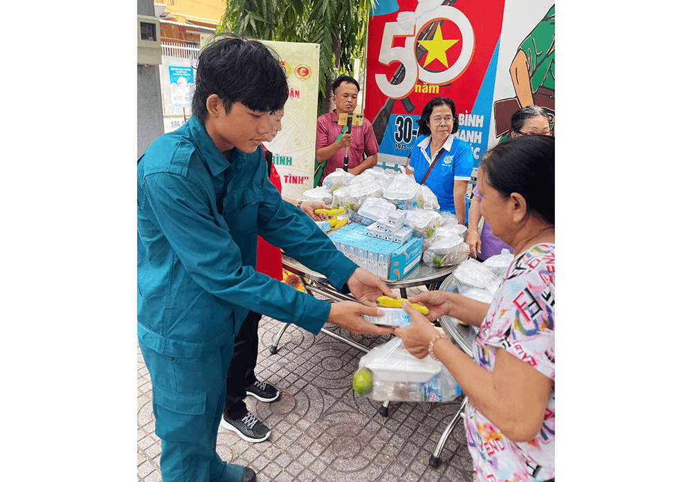 Nghĩa tình chiến sĩ dân quân