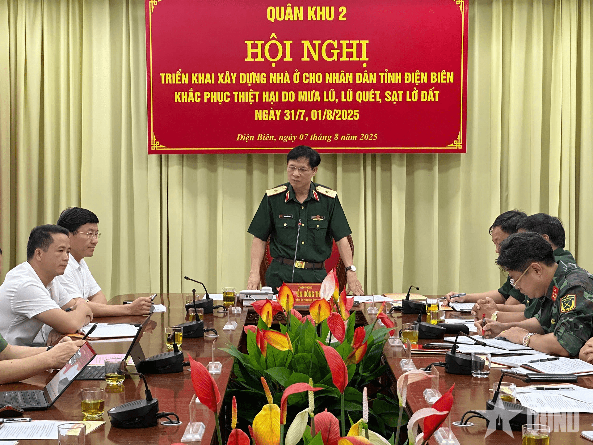 Quân khu 2 tổ chức Hội nghị triển khai xây dựng nhà ở cho người dân bị lũ quét tại Điện Biên