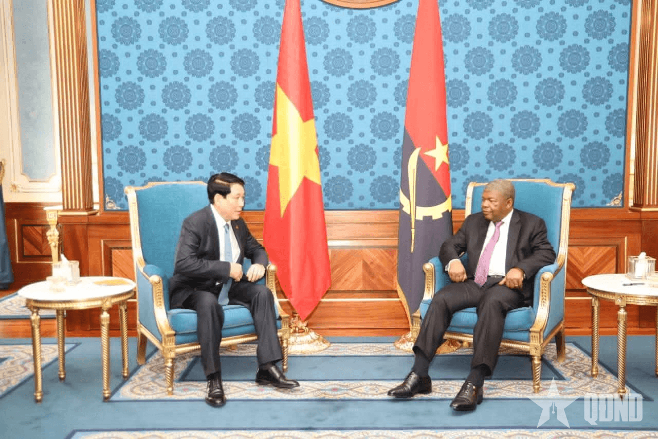 Chủ tịch nước Lương Cường hội đàm với Tổng thống Angola João Manuel Gonçalves Lourenço