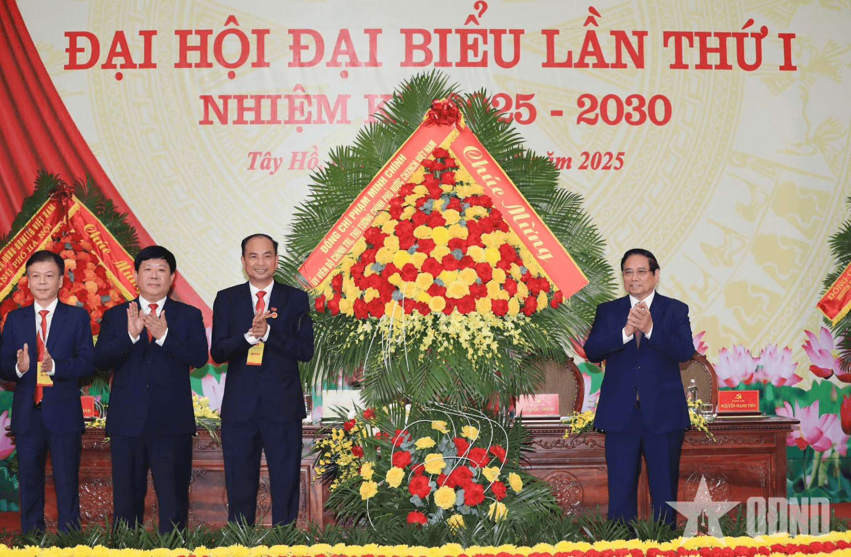 Thủ tướng Phạm Minh Chính: Xây dựng Tây Hồ kiểu mẫu, đi đầu trong tất cả các lĩnh vực