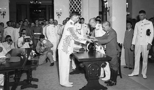 Xác định đúng đối tượng tác chiến trong Cách mạng Tháng Tám năm 1945