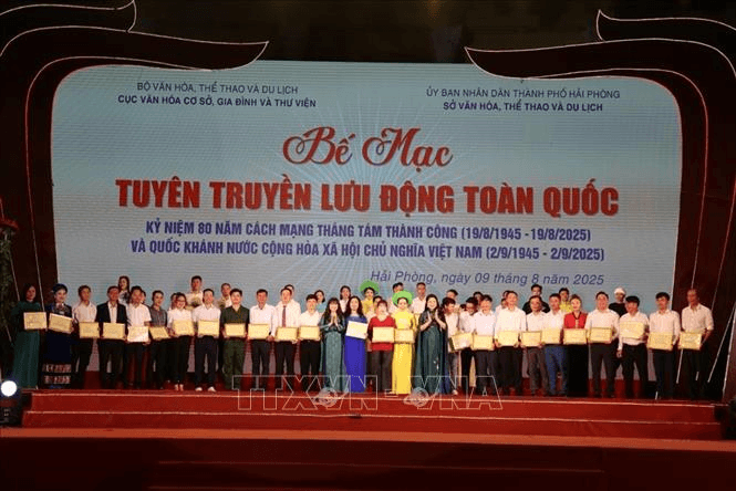 Hội thi tuyên truyền lưu động toàn quốc trao 27 huy chương vàng