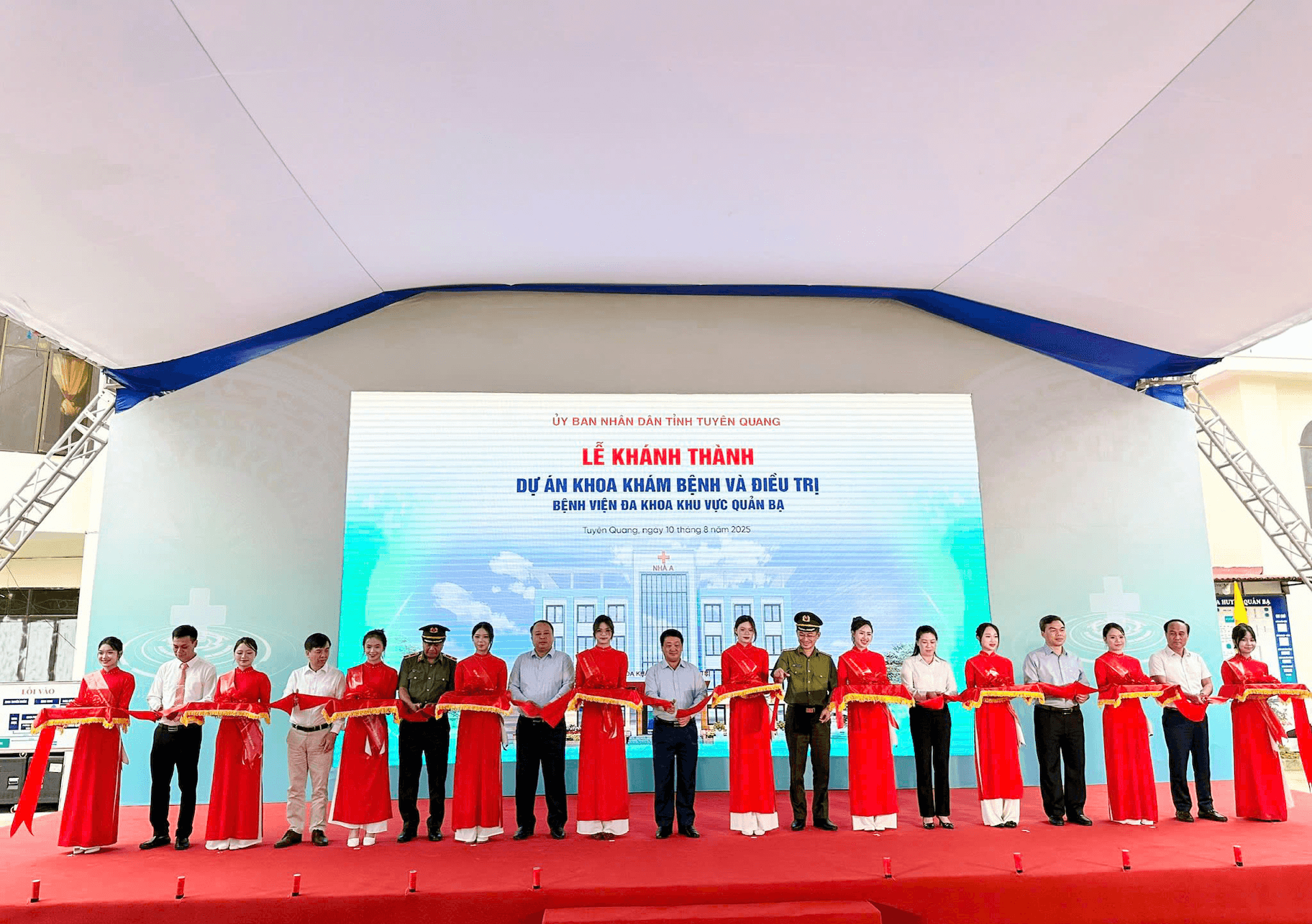 Khánh thành công trình y tế Tổng Bí thư Tô Lâm trao tặng đồng bào vùng cao Tuyên Quang