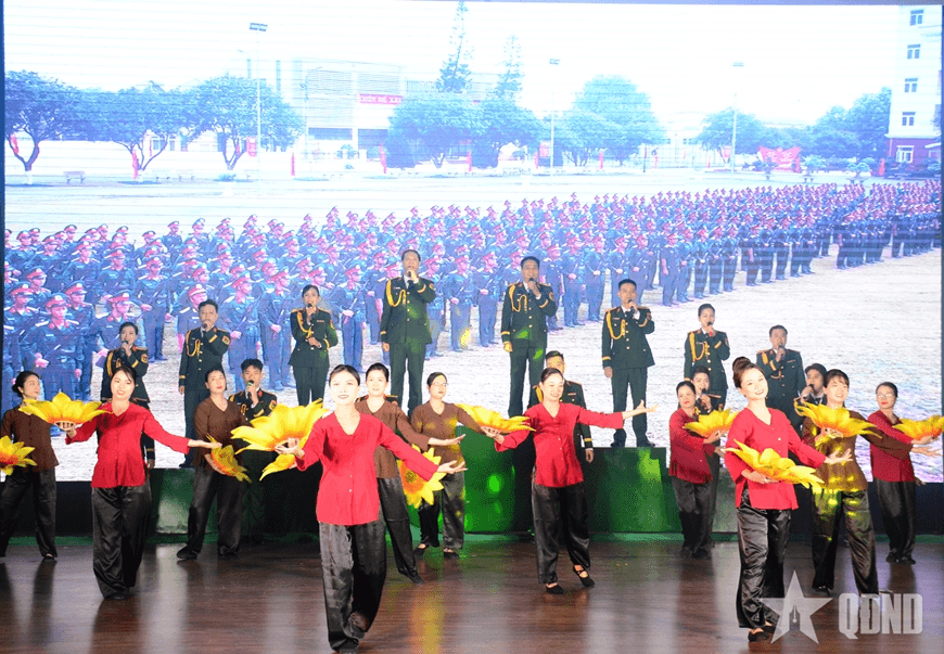 Phát huy truyền thống anh hùng, xây dựng Đảng bộ Ban Cơ yếu Chính phủ trong sạch, vững mạnh
