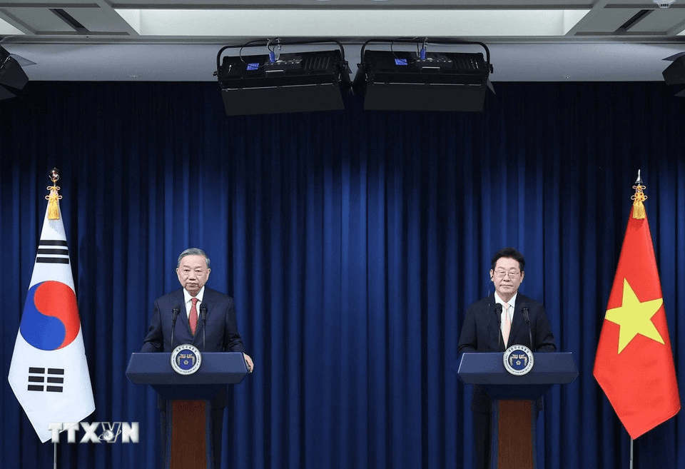 Tổng Bí thư Tô Lâm và Tổng thống Hàn Quốc Lee Jae Myung gặp gỡ báo chí