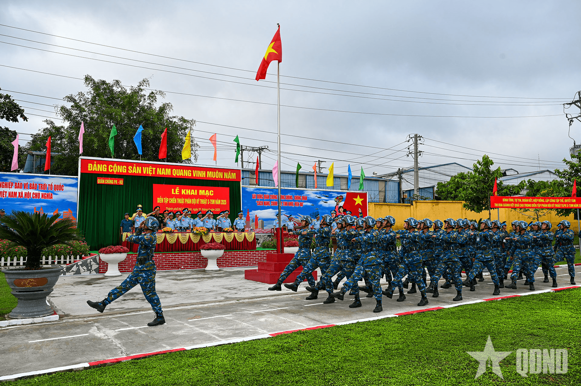 Khai mạc diễn tập chiến thuật phân đội kỹ thuật tên lửa phòng không S-75M