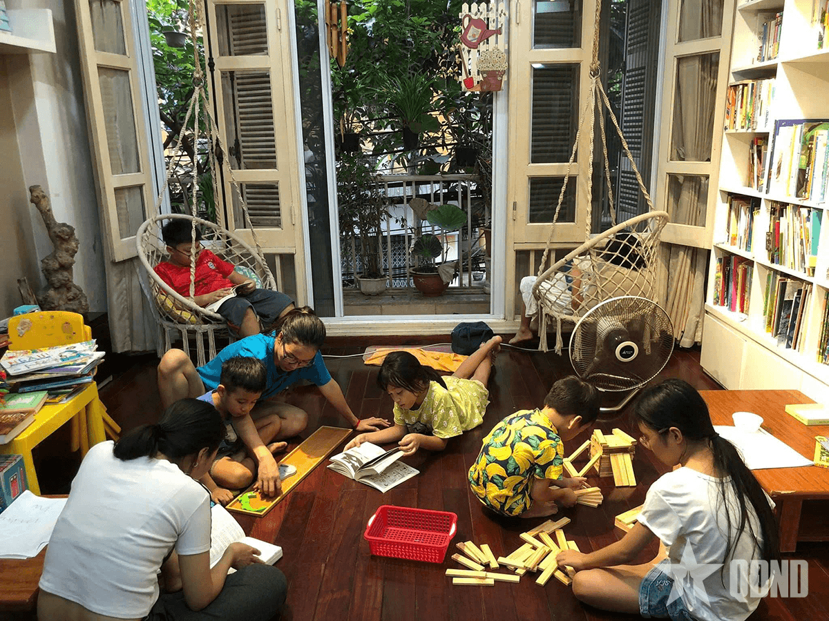 “Ban công của mẹ”: Nơi tình yêu nối dài những trang sách