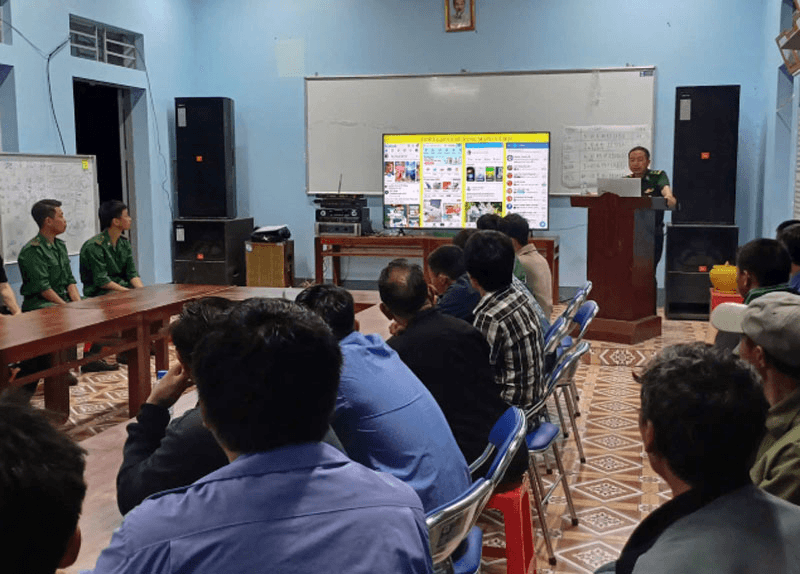 Hai phong trào, một mục tiêu "vì dân" ở vùng biên giới Lai Châu-Bài 2: Thầy giáo quân hàm xanh đẩy nhanh chuyển đổi số