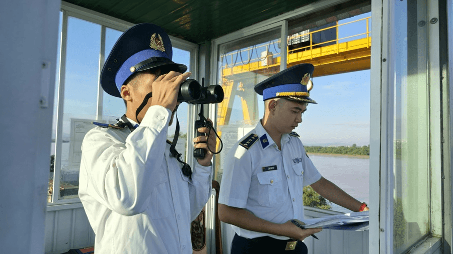Bộ tư lệnh Vùng Cảnh sát biển 1 kiểm tra công tác sẵn sàng chiến đấu tại Hải đội 102
