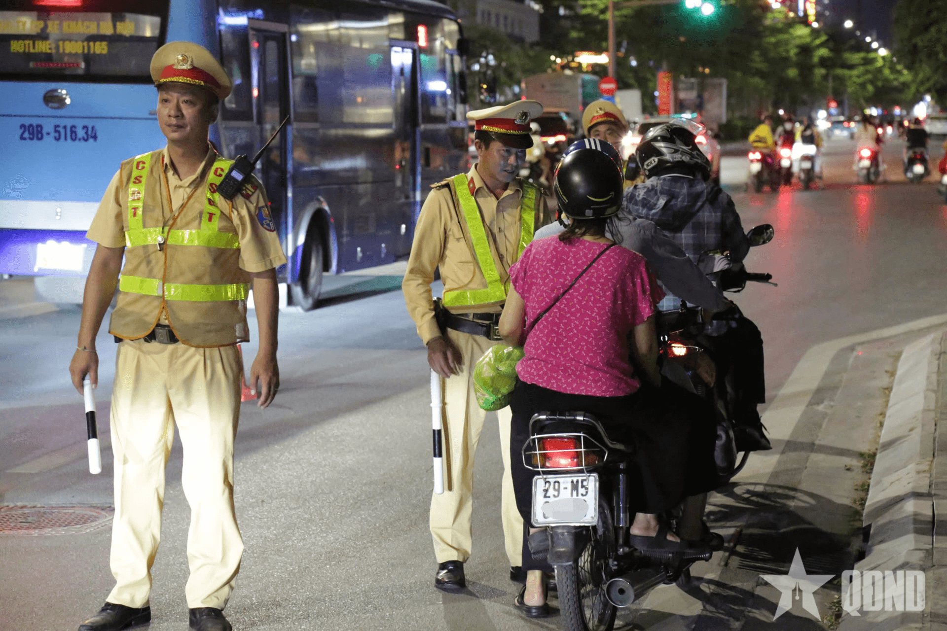 Hà Nội: Siết chặt kiểm soát nồng độ cồn, phòng ngừa tai nạn giao thông