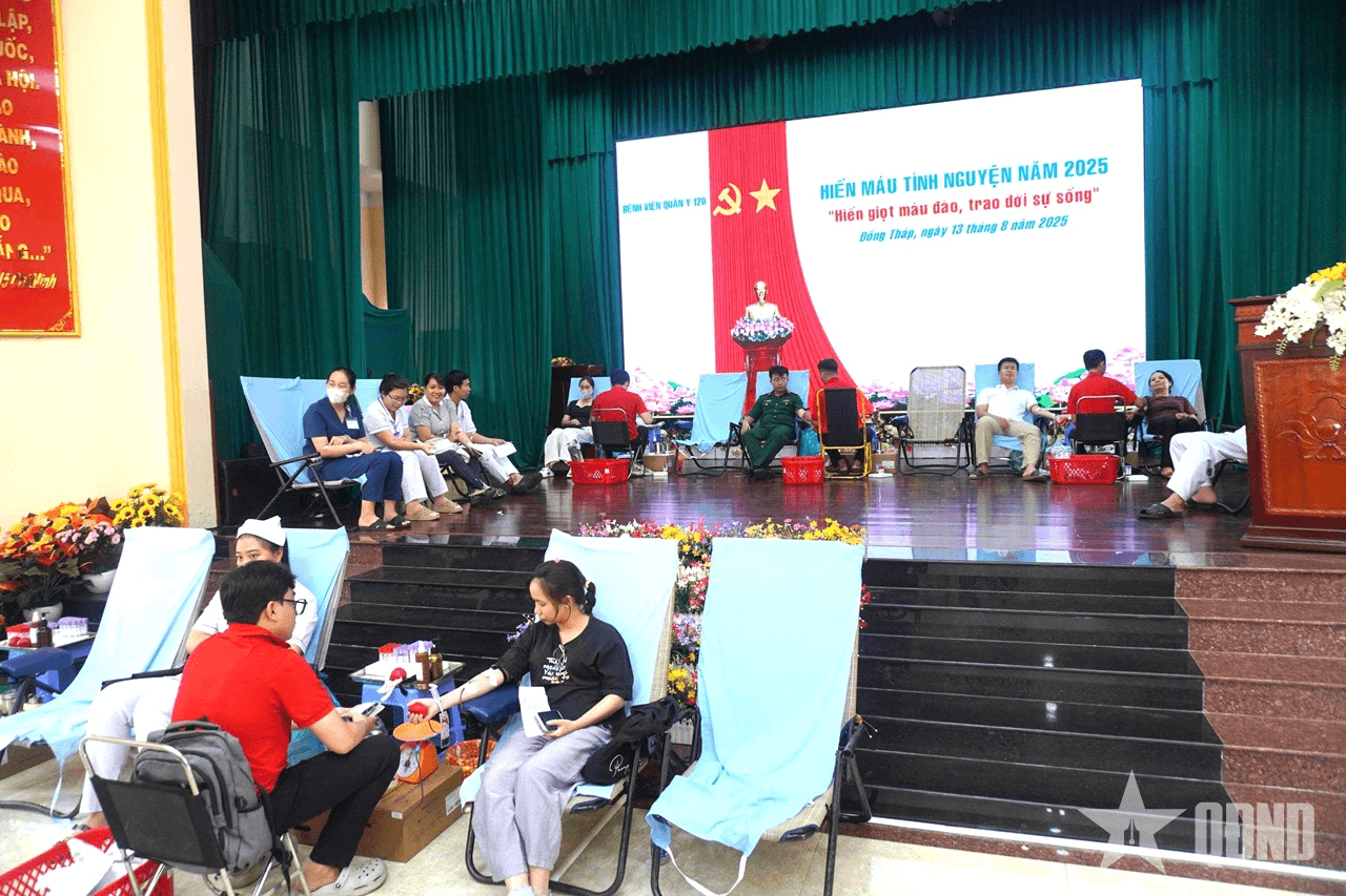 Quân khu 9: Bệnh viện Quân y 120 tổ chức ngày hội hiến máu tình nguyện
