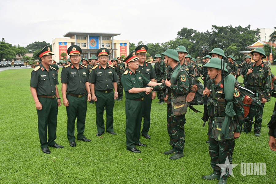 Bộ Quốc phòng kiểm tra công tác sẵn sàng chiến đấu tại Sư đoàn 312