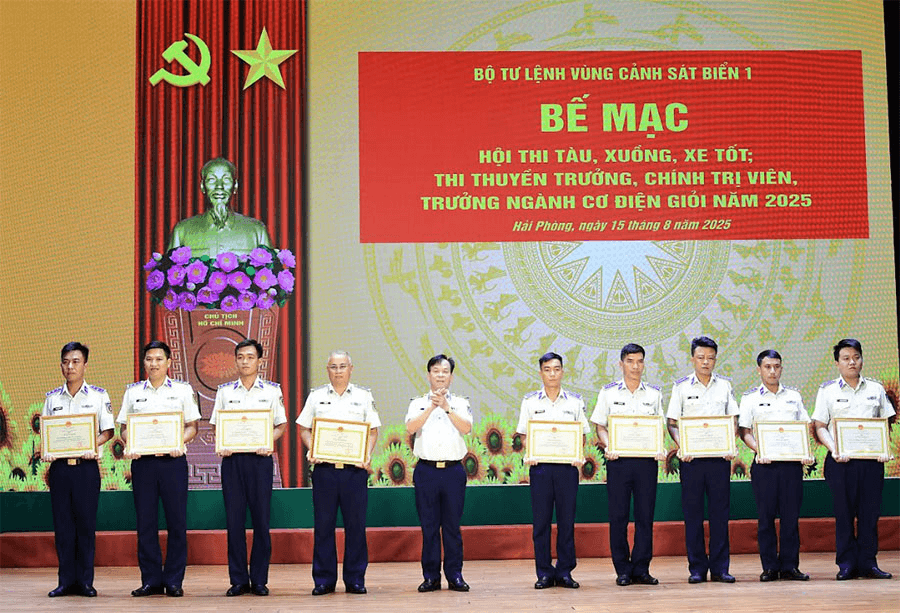 Bộ tư lệnh Vùng Cảnh sát biển 1 bế mạc Hội thi tàu, xuồng, xe tốt năm 2025