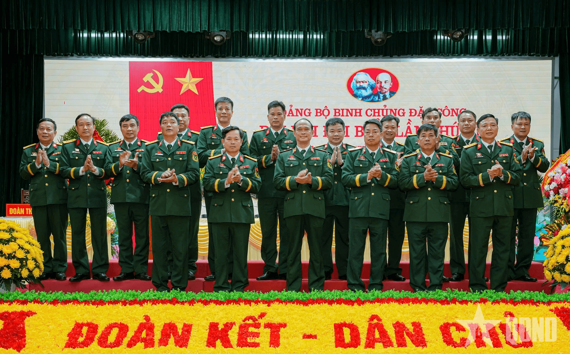 Lãnh đạo xây dựng Binh chủng Đặc công cách mạng, chính quy, đặc biệt tinh nhuệ, hiện đại
