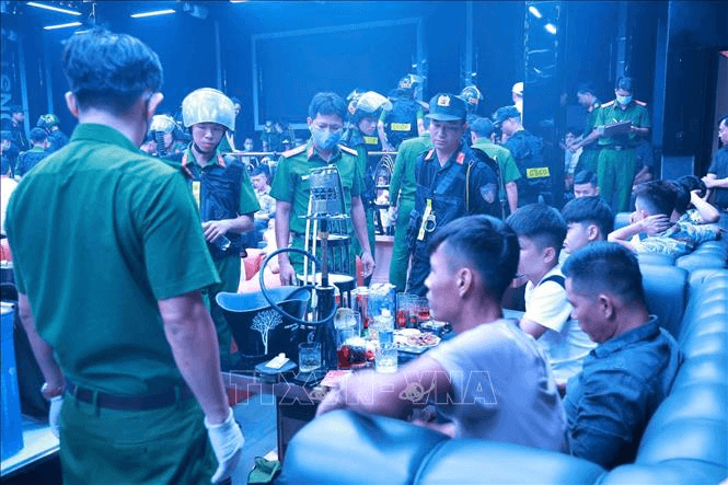 Phát hiện 145 người dương tính với ma túy tại 2 cơ sở kinh doanh dịch vụ