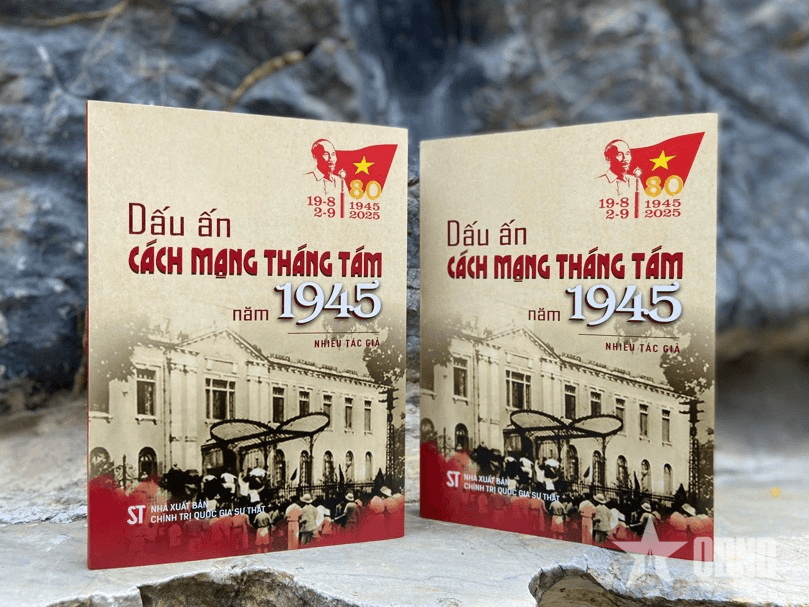 Kết nối văn hóa đọc: Khắc họa sinh động những ngày Tháng Tám lịch sử