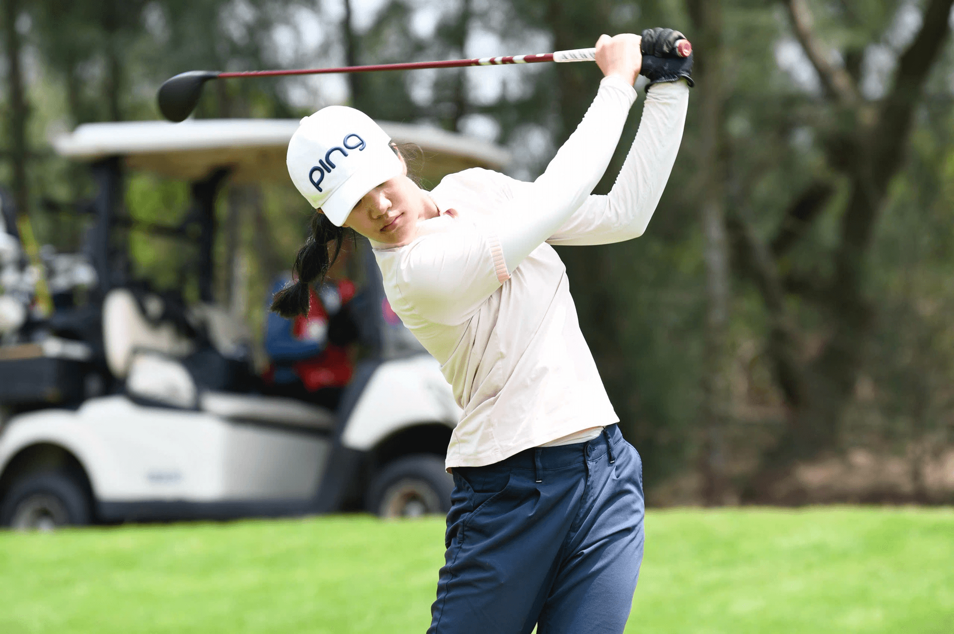 Vòng 2 Giải vô địch golf quốc gia 2025: Rượt đuổi hấp dẫn ở bảng nữ
