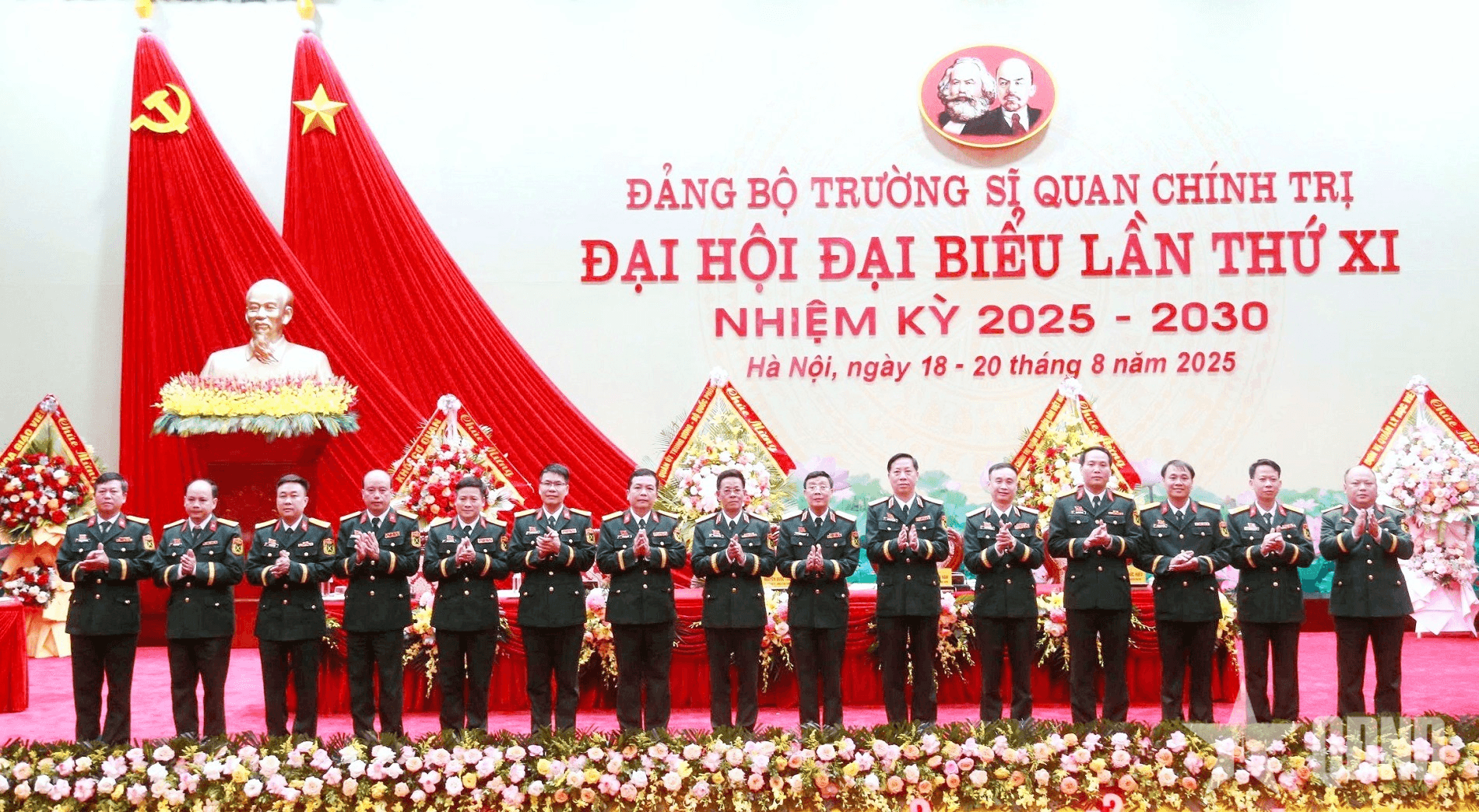 Lãnh đạo xây dựng Trường Sĩ quan Chính trị vững mạnh toàn diện “mẫu mực, tiêu biểu”, thông minh, hiện đại