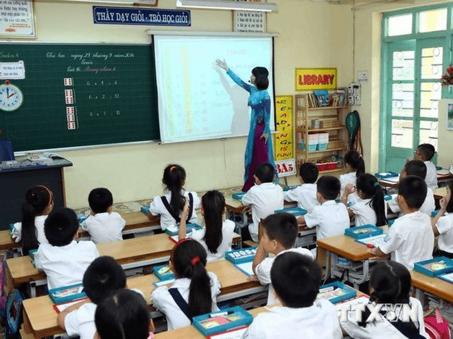 Tránh dùng người kiểu “thợ mộc bảo rèn dao”