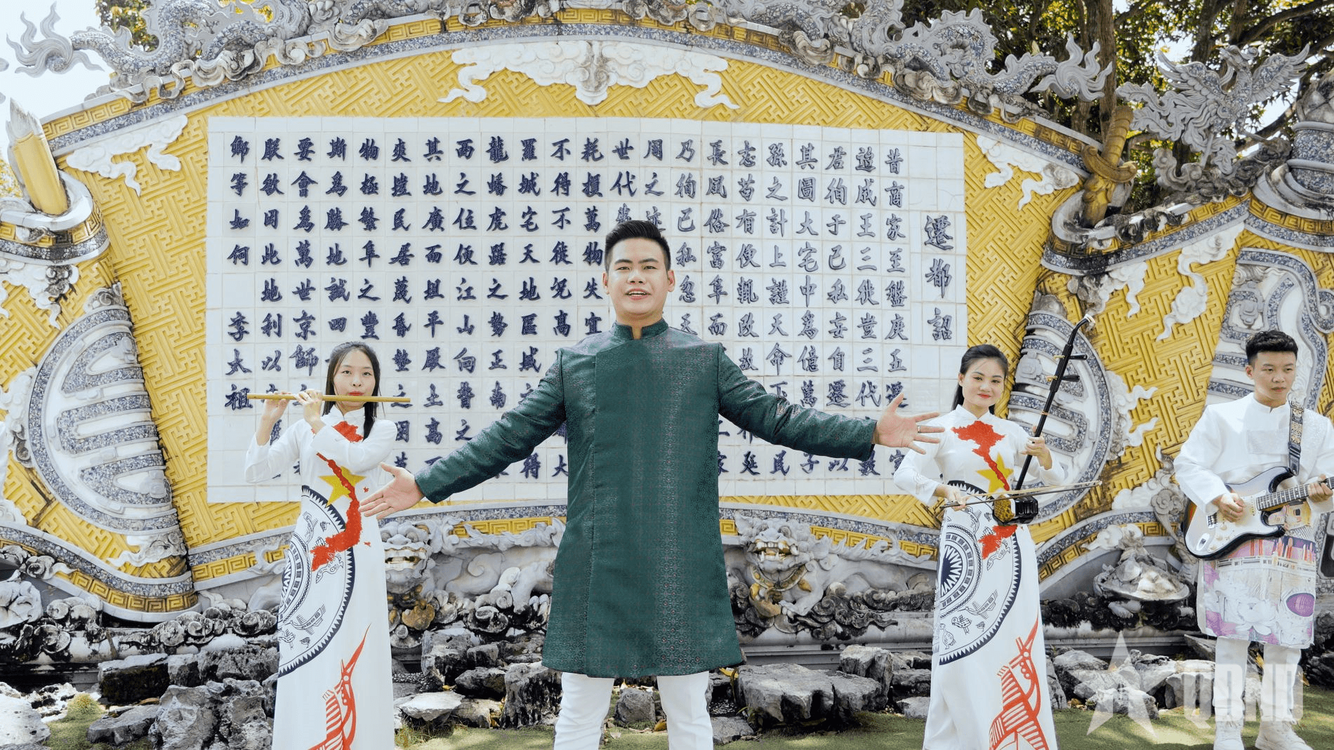 NSND Quốc Hưng dành lời khen cho học trò ra MV “Truyền thống Việt Nam”