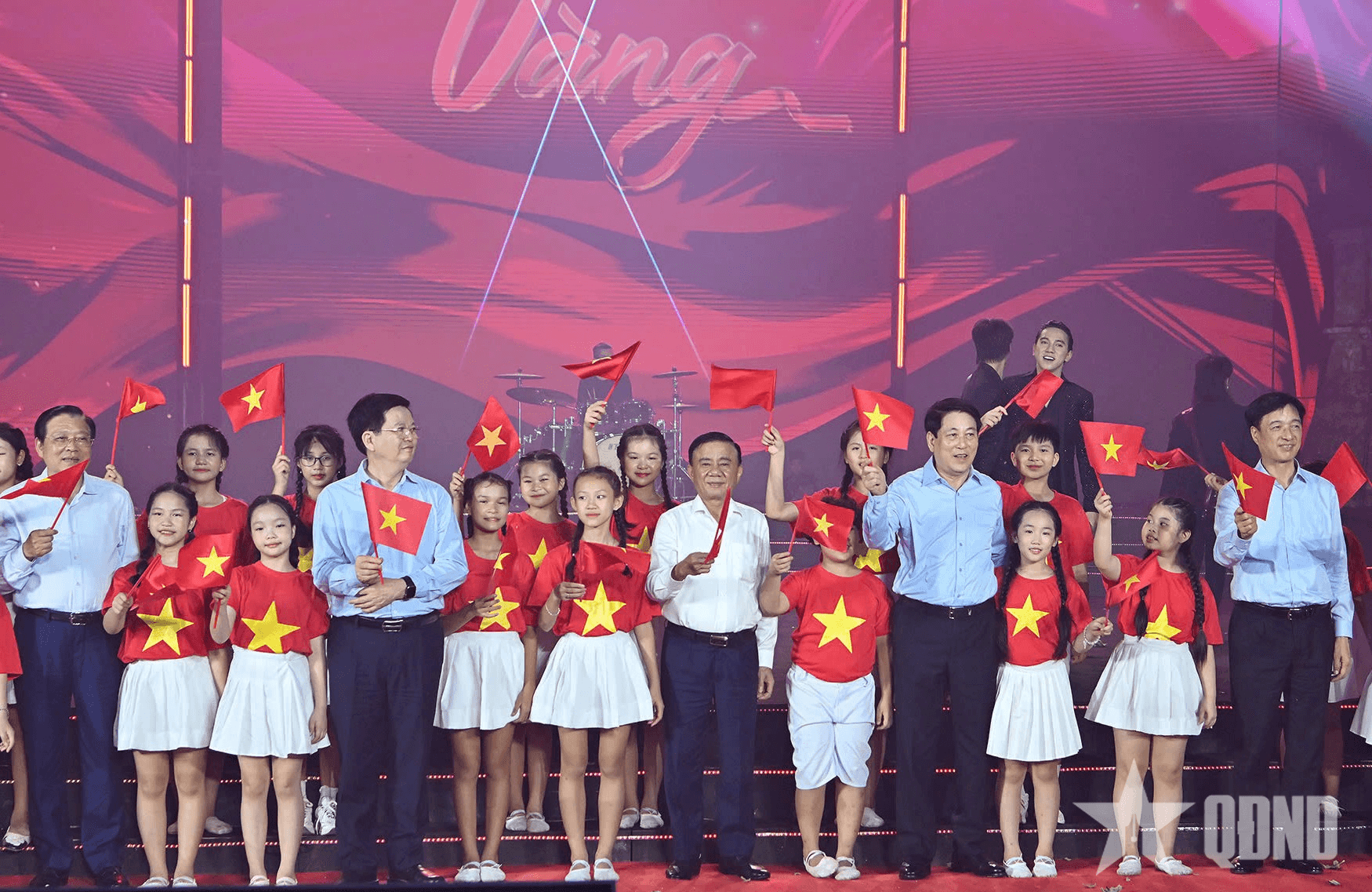Cầu truyền hình “Thời cơ vàng”- Hành trình từ lịch sử đến hiện thực hóa khát vọng của dân tộc