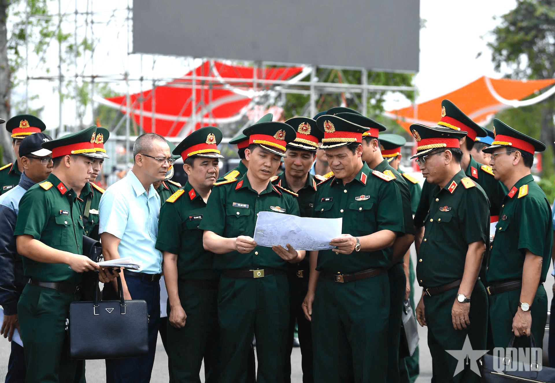 Thượng tướng Vũ Hải Sản kiểm tra công tác chuẩn bị Triển lãm Thành tựu đất nước