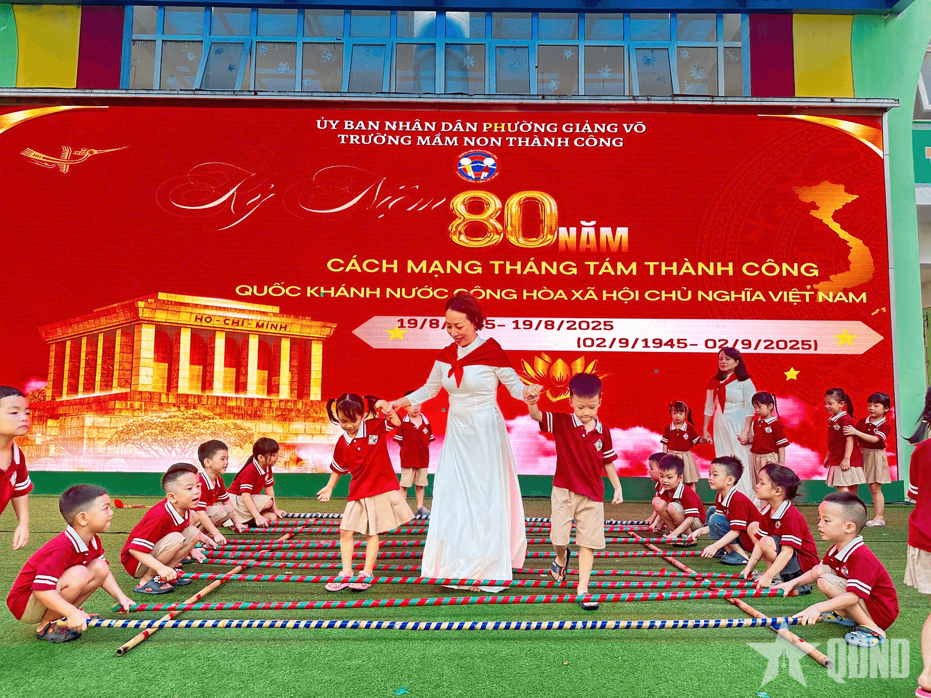 Rộn ràng các hoạt động ý nghĩa chào mừng Tết Độc lập tại Trường Mầm non Thành Công (Hà Nội)