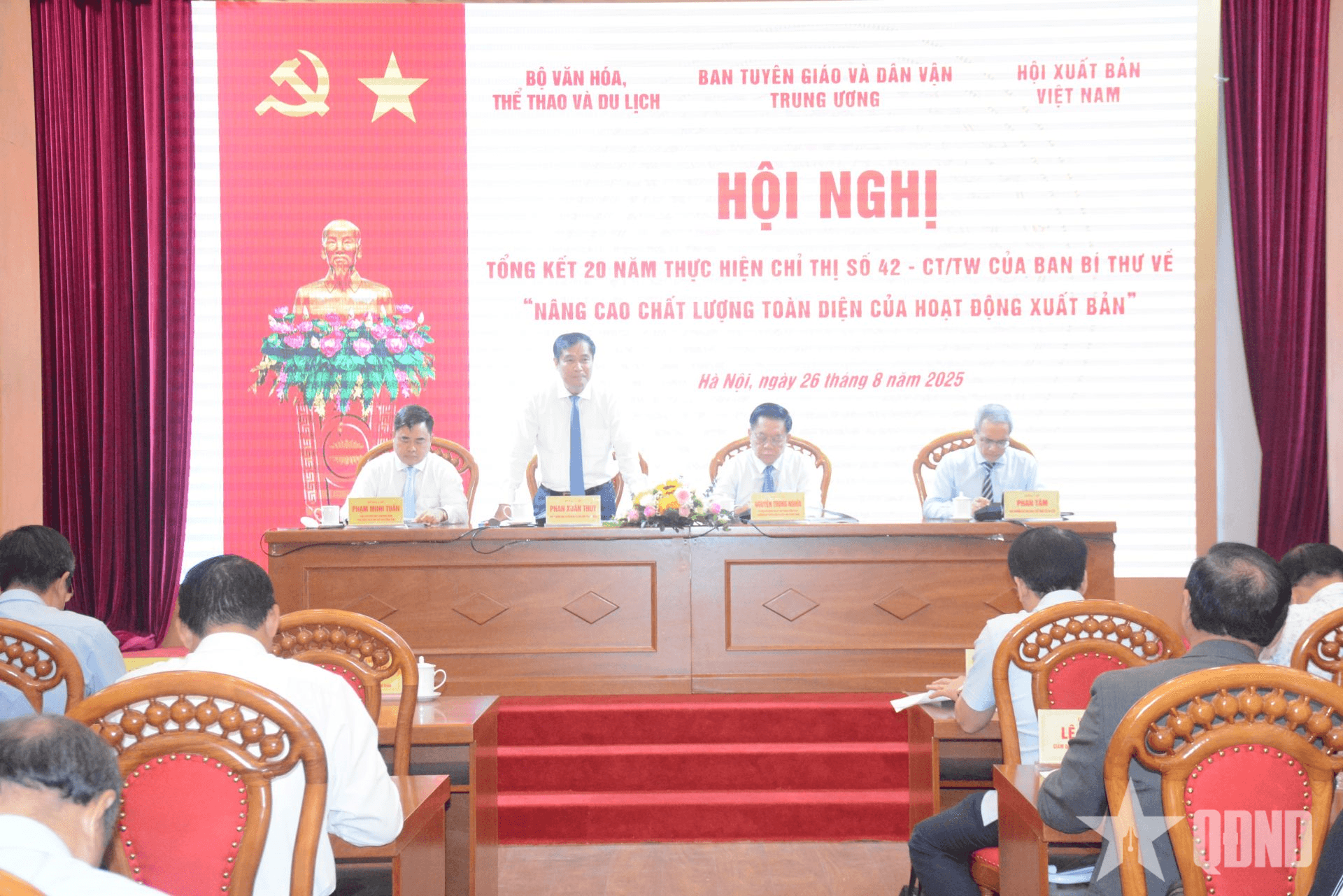Tổng kết 20 năm thực hiện Chỉ thị số 42-CT/TW của Ban Bí thư Trung ương Đảng về xuất bản