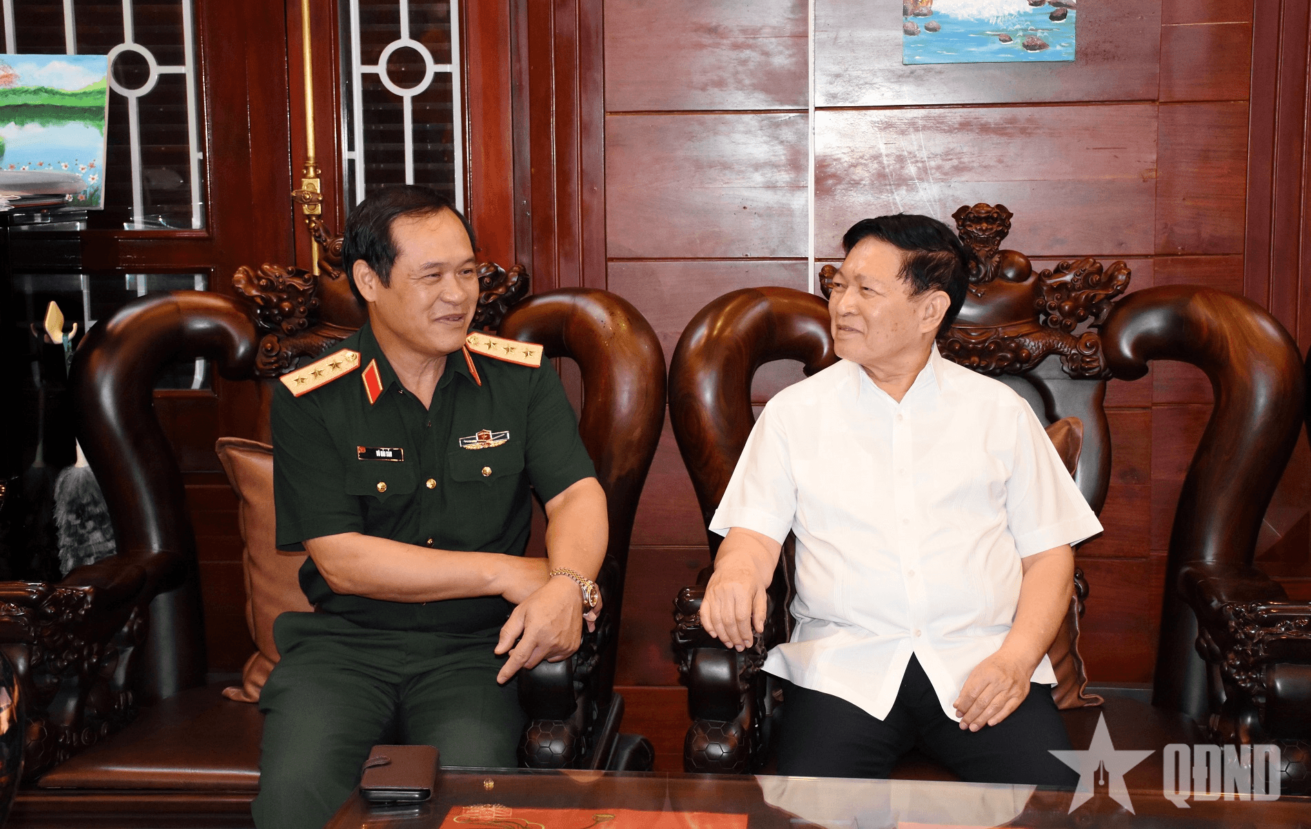 Thượng tướng Vũ Hải Sản thăm, tri ân các đồng chí nguyên lãnh đạo Bộ Quốc phòng