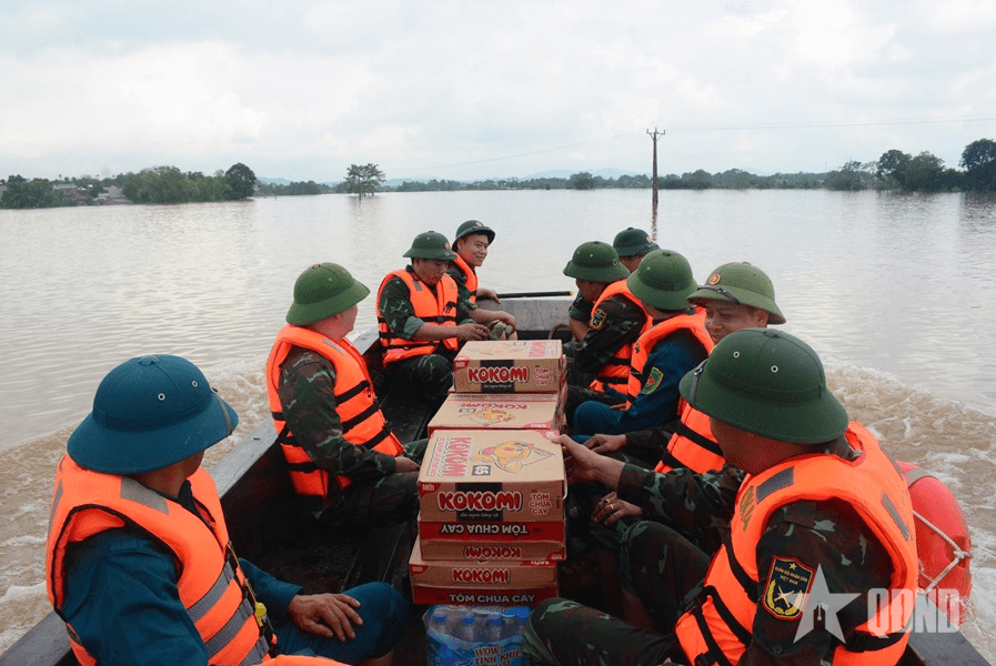 Thanh Hóa: Khẩn trương cứu trợ, đảm bảo an toàn cho nhân dân trong vùng ngập lụt Kim Tân
